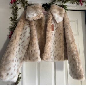 Bubish Chelsea Faux Fur Coat M